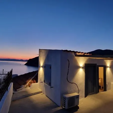 Peppermint Bay Skopelos