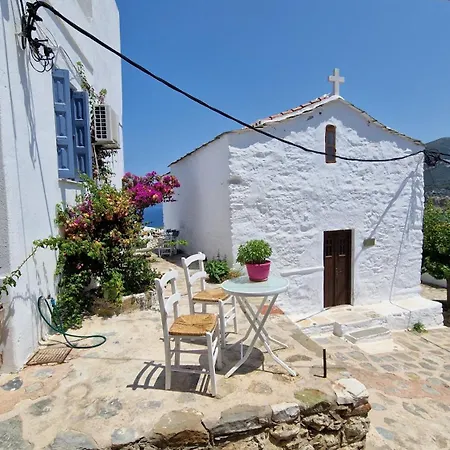Peppermint Bay Skopelos Town