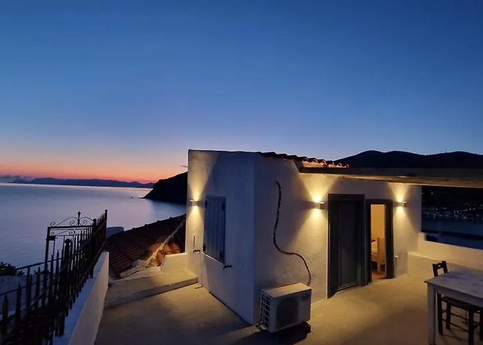 Peppermint Bay Skopelos