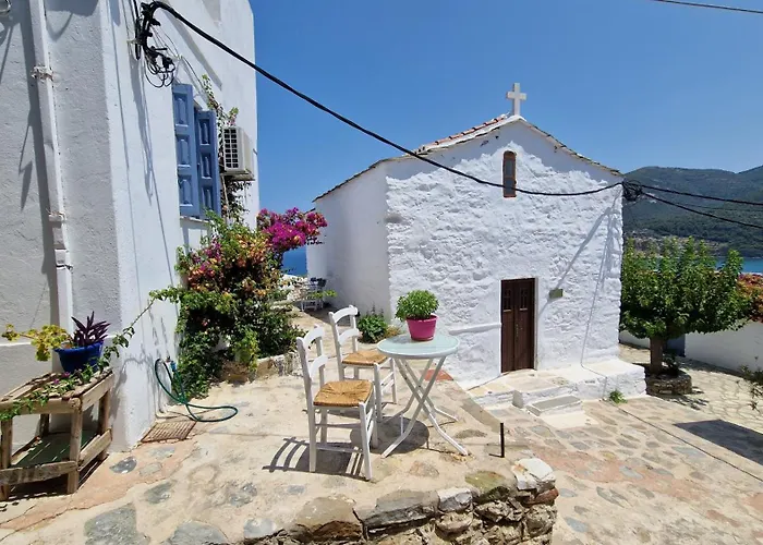 Peppermint Bay Skopelos